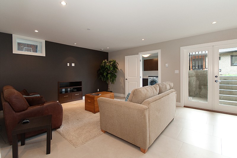 2728-west-37th-ave-rec-room3